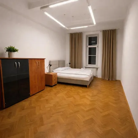 Urban Nest Dluga 82 Kraków